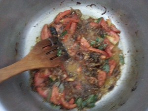 brown onions and ingredients  - memoni akni beef pulao